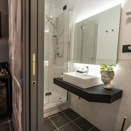 Relais Manzoni 3* Řím