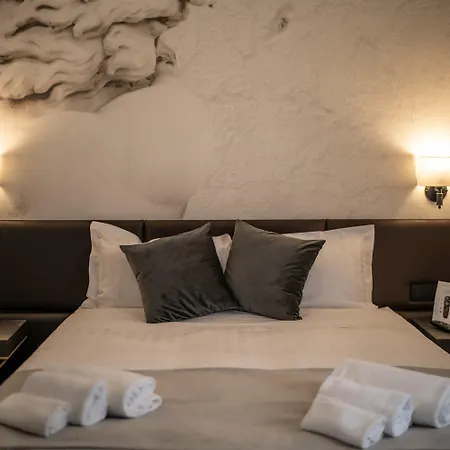 Relais Manzoni 3* Řím